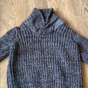 Old Navy boys sweater